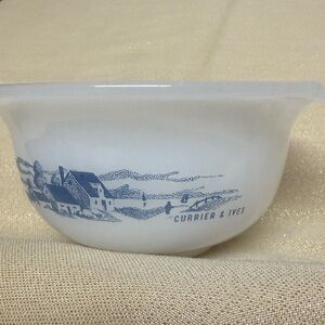Glasbake Currier & Ives small bowl